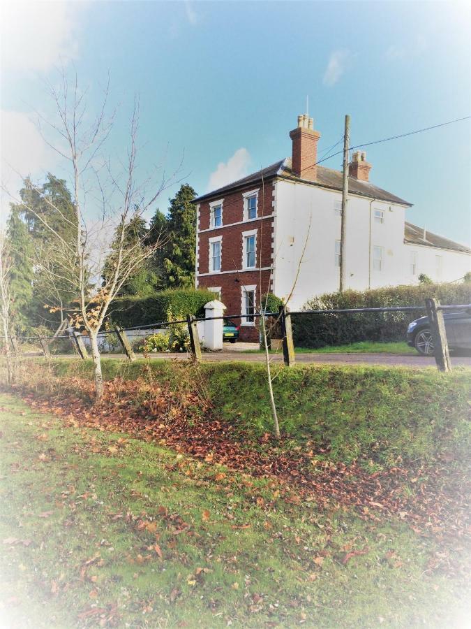The Lodge At Heathfield Ledbury Exteriör bild